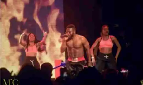 Comic Rapper Falz Shows Off His Buff Body At A Concert In London (Photos)